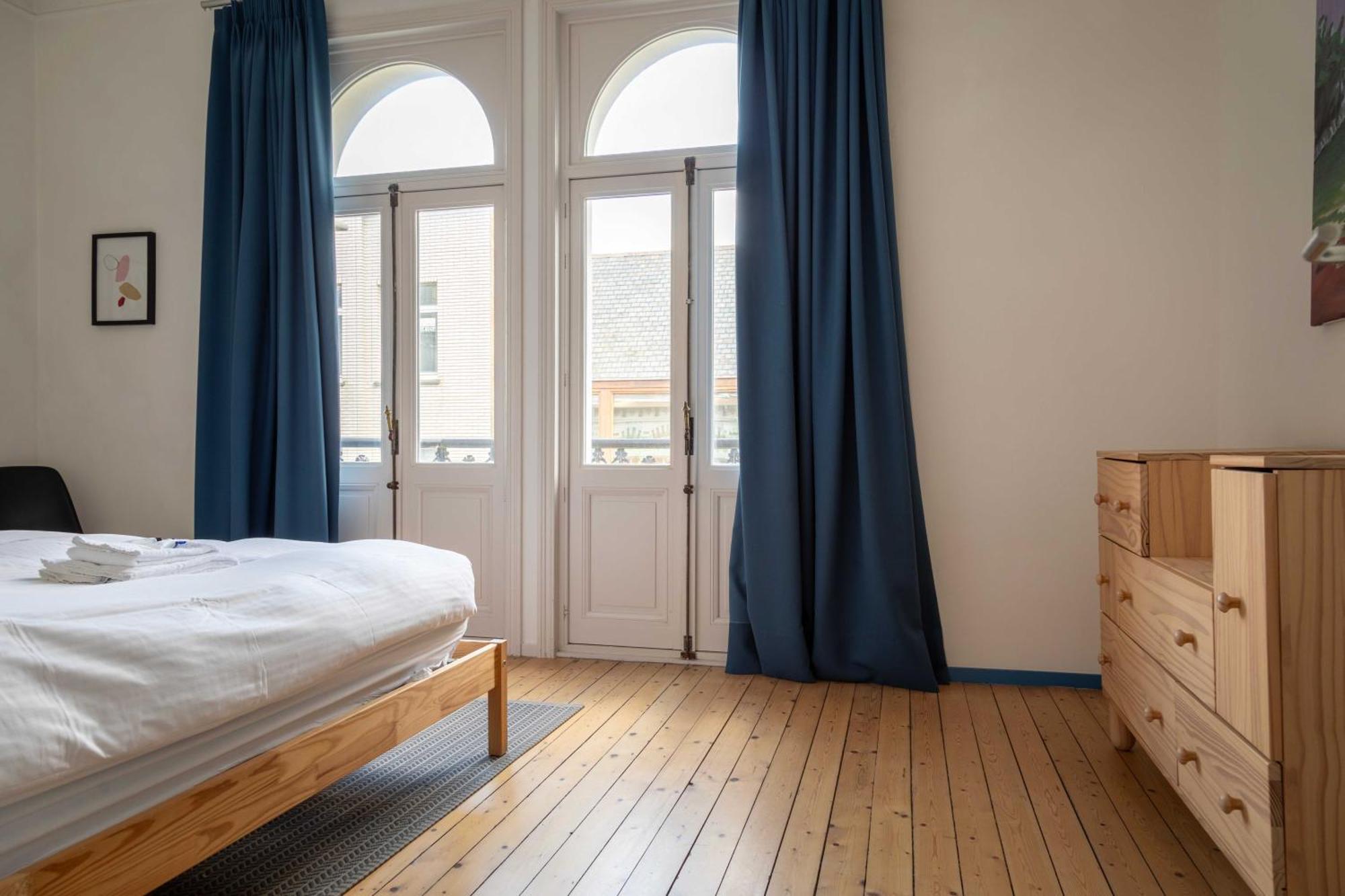 Spacious Belle Epoque House With Free Parking Oostende Exterior foto